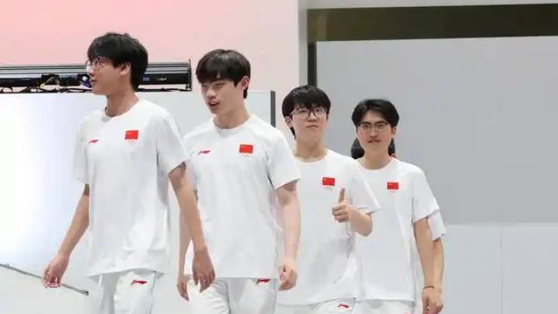 英雄联盟版本更新怎么看?补丁改动与对局影响解析